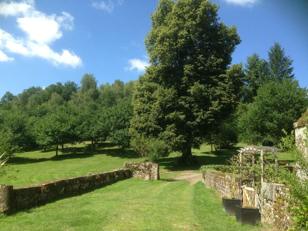 Chez Jallot - Lower Gite Vidaillat Bagian luar foto
